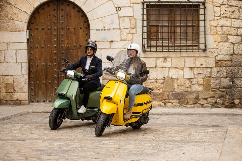 Lambretta V50
